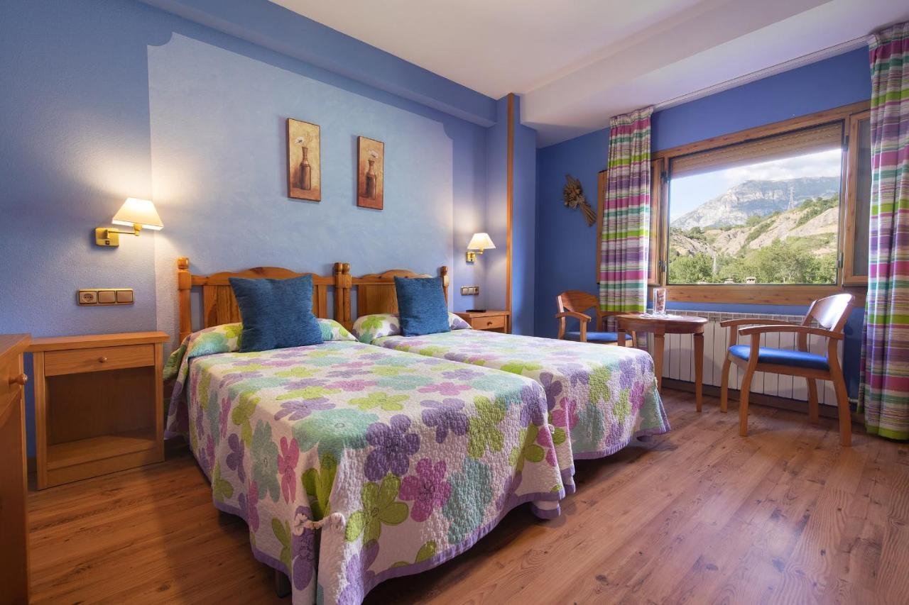 Hotel Cinca Эскалона Экстерьер фото