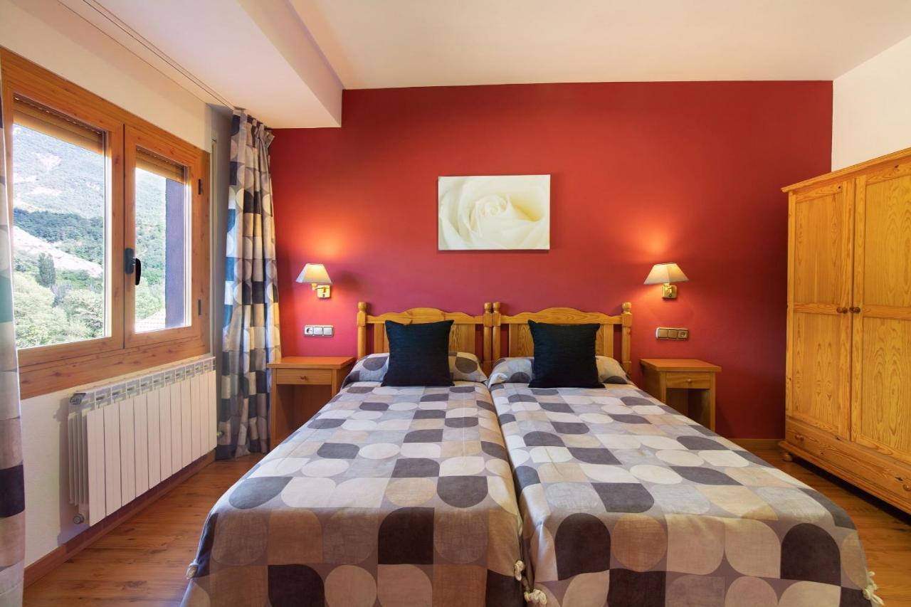 Hotel Cinca Эскалона Экстерьер фото